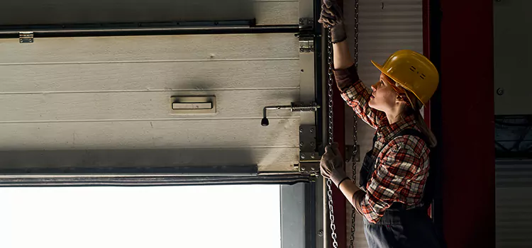 Addressing Common Garage Door Stoppage Issues in Wenatchee, WA